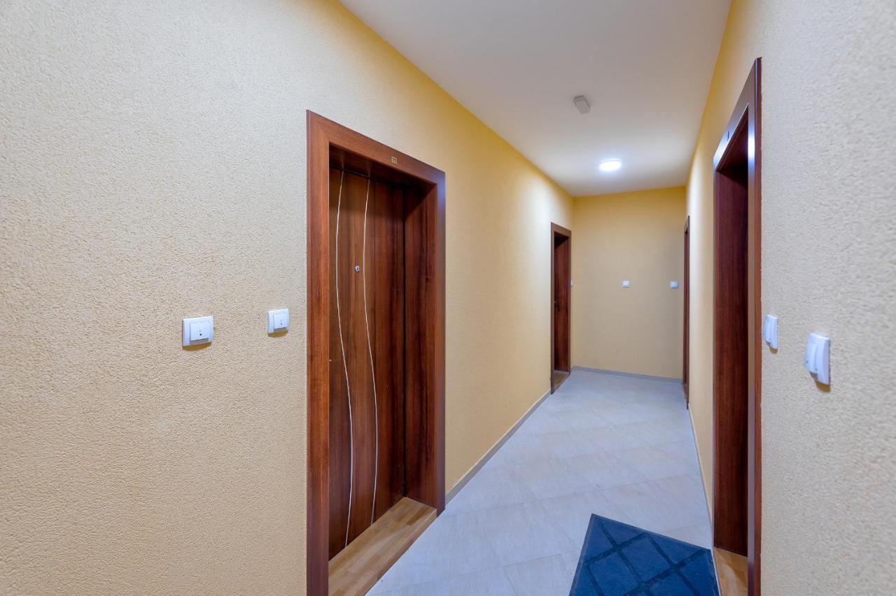 Apartment Iris *